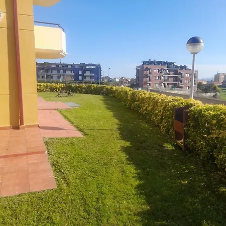 Bajo Con Jardin * 수안세스